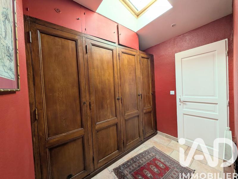 Maison - 207 m² - 8 pièces