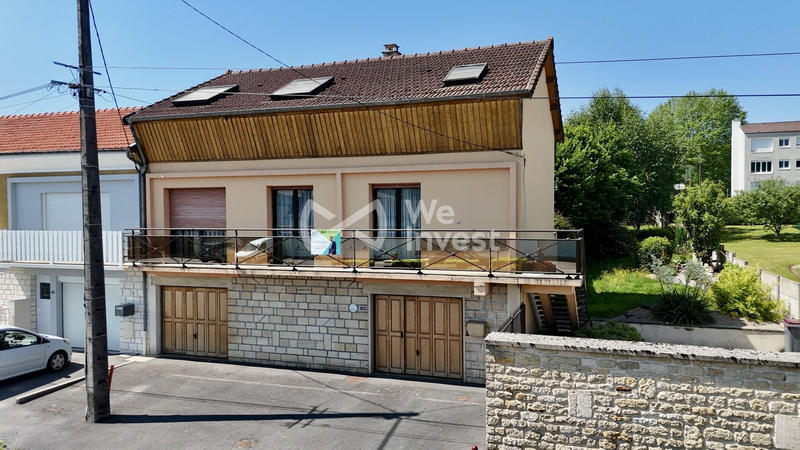 Maison - 121 m² - 8 pièces