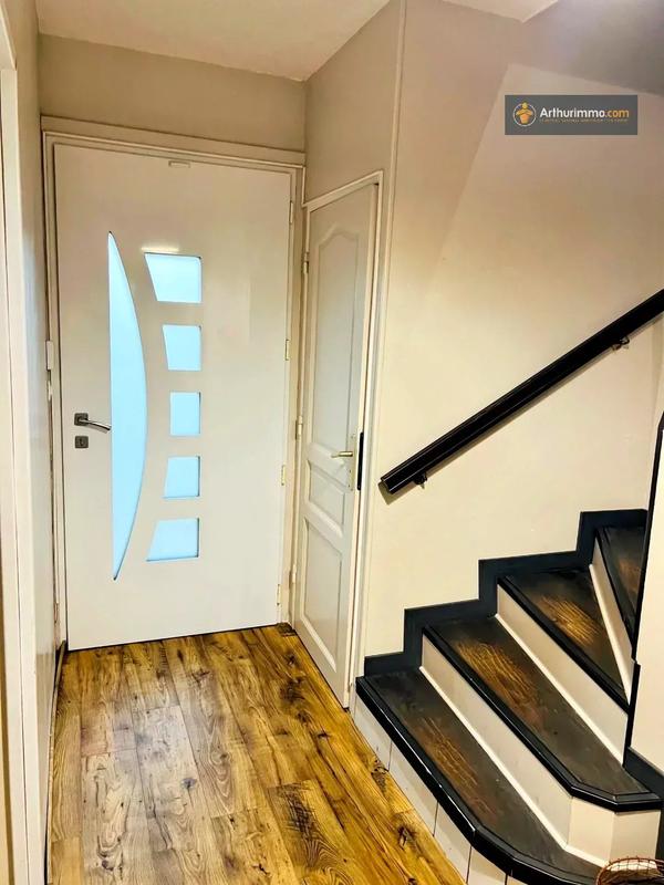 Maison - 147 m² - 6 pièces