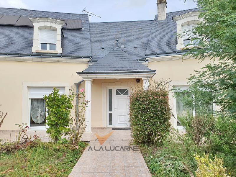 Maison - 355 m² - 14 pièces