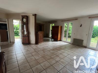 Maison - 147 m² - 7 pièces