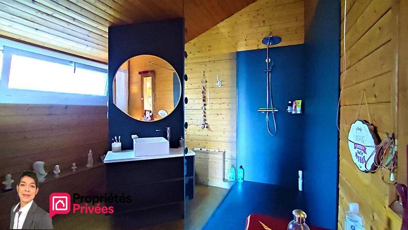 Maison - 185 m² - 7 pièces