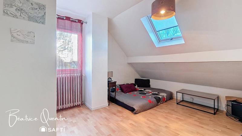 Maison - 135 m² - 6 pièces