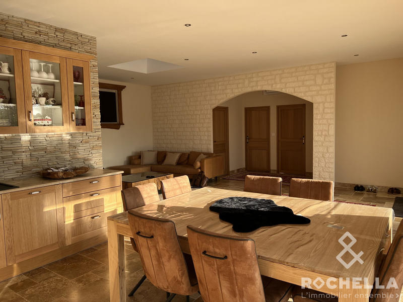 Maison - 102 m² - 4 pièces