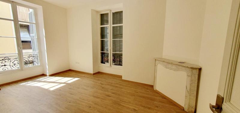 Appartement - 96 m² - 4 pièces