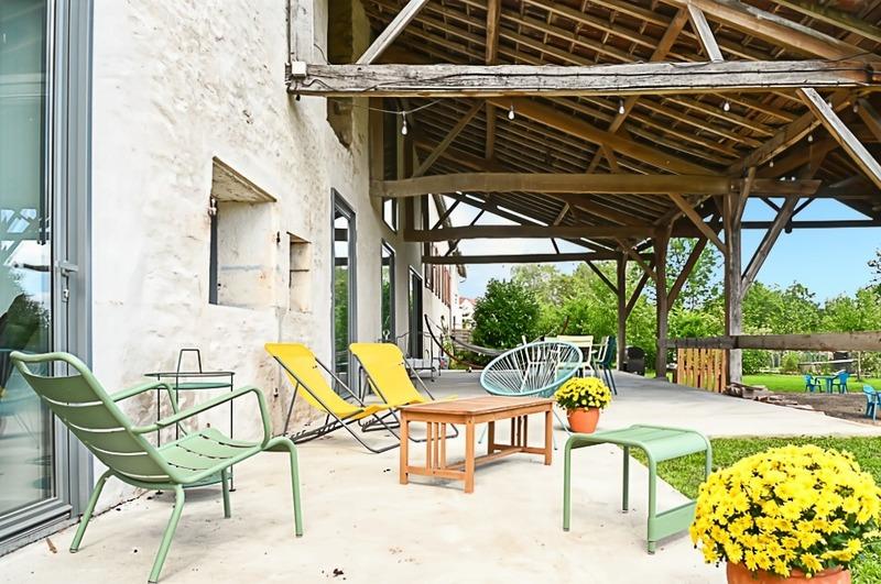 Maison - 300 m² - 13 pièces