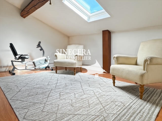 Maison - 157 m² - 4 pièces