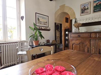 Maison traditionnelle - 214 m² - 9 pièces