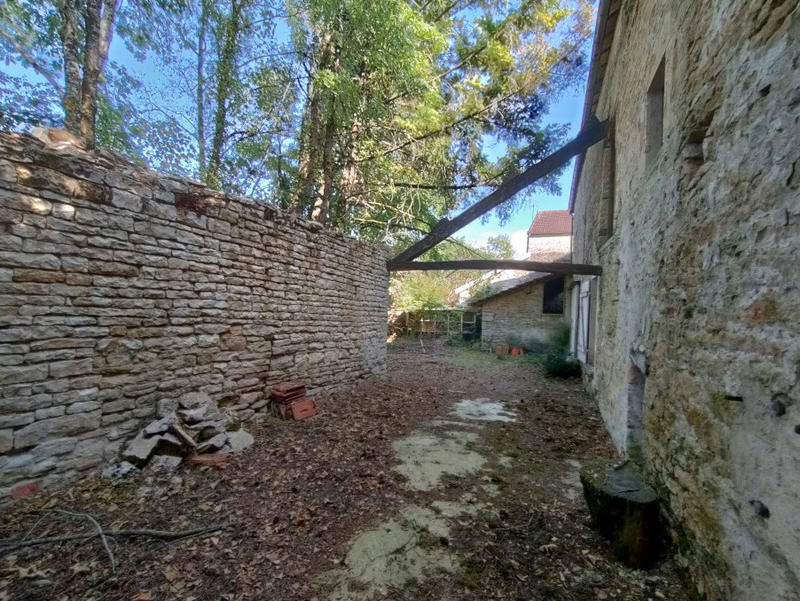 Maison - 200 m² - 6 pièces