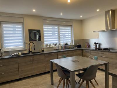 Maison - 182 m² - 5 pièces