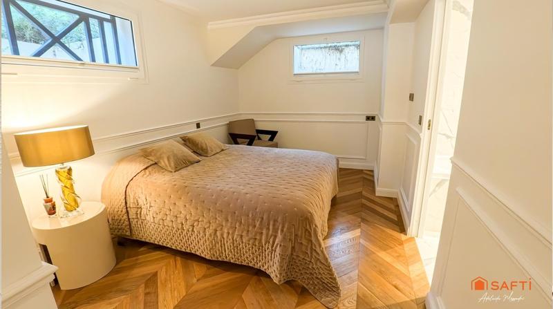 Villa - 419 m² - 10 pièces