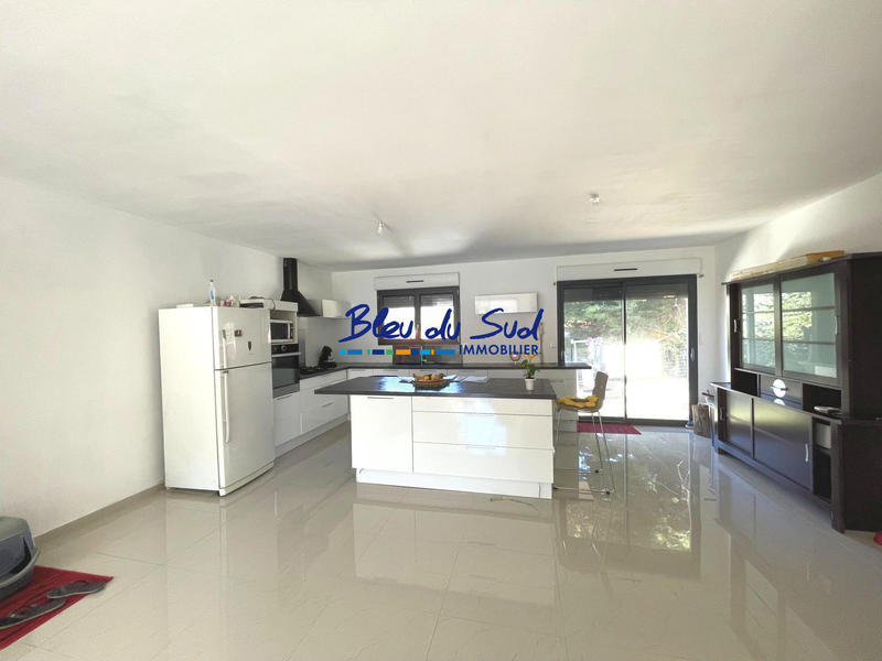 Maison - 96 m² - 3 pièces