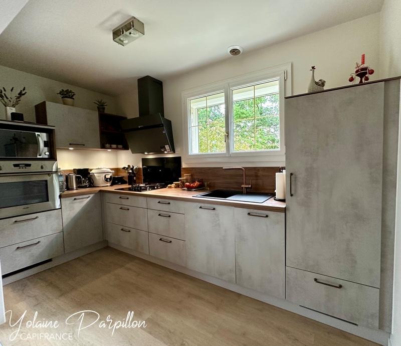 Maison - 100 m² - 5 pièces