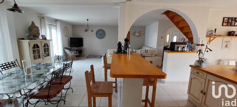 Maison - 252 m² - 10 pièces