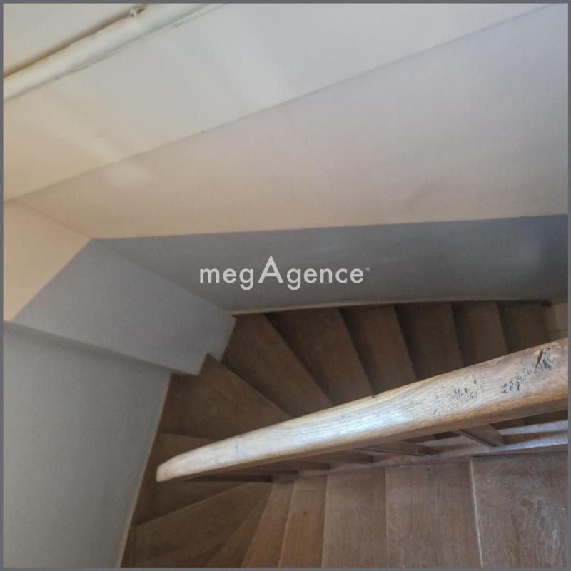 Maison - 328 m² - 12 pièces