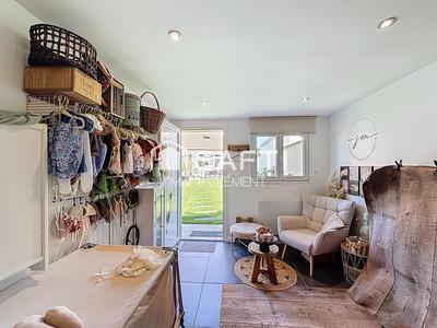 Maison - 96 m² - 4 pièces