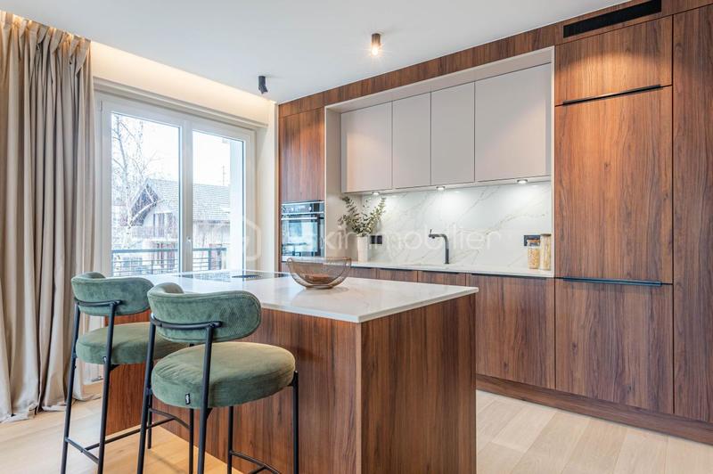 Appartement - 100 m² - 3 pièces