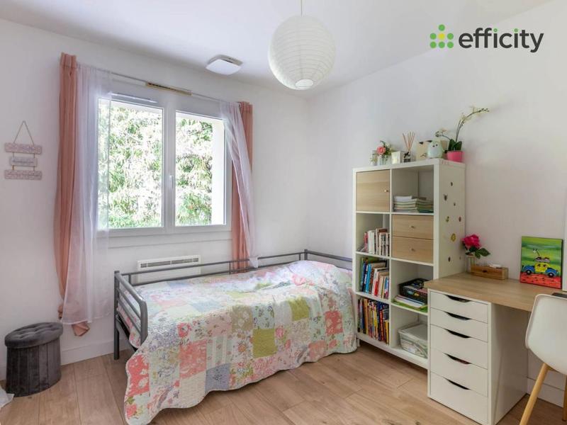 Pavillon - 161 m² - 7 pièces