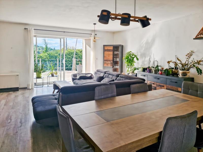 Maison de village - 187 m² - 5 pièces