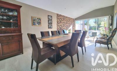 Maison - 183 m² - 6 pièces