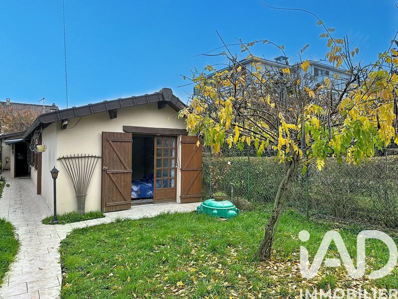 Maison - 64 m² - 4 pièces