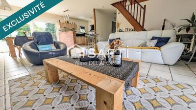 Maison - 100 m² - 4 pièces