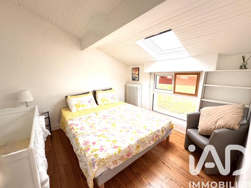 Maison - 202 m² - 6 pièces