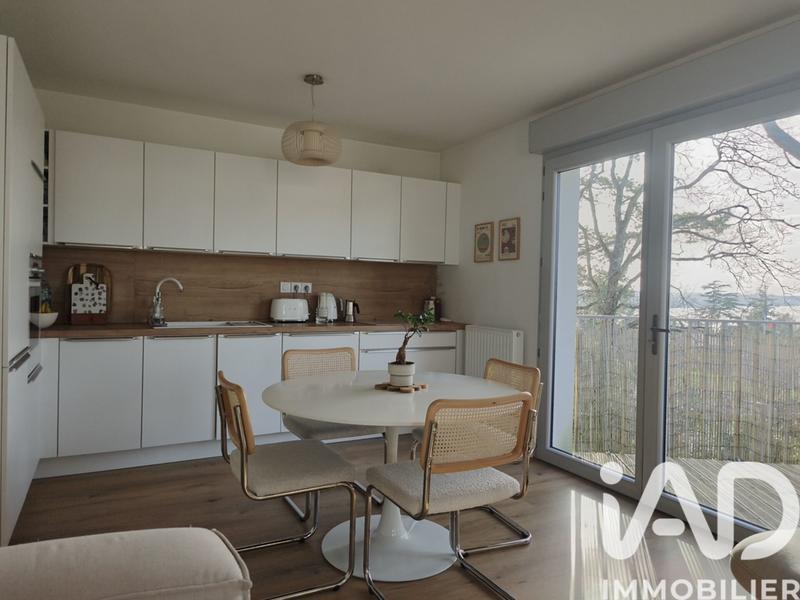 Appartement - 61 m² - 3 pièces