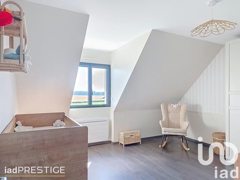 Maison - 240 m² - 7 pièces