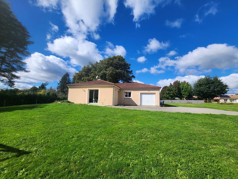 Maison - 90 m² - 5 pièces