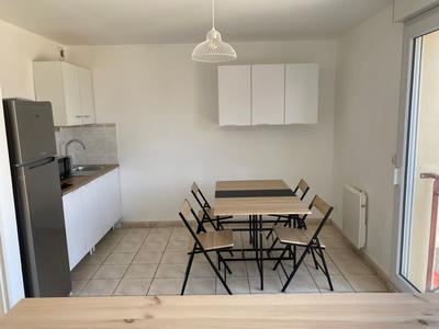 Appartement - 75 m² - 4 pièces