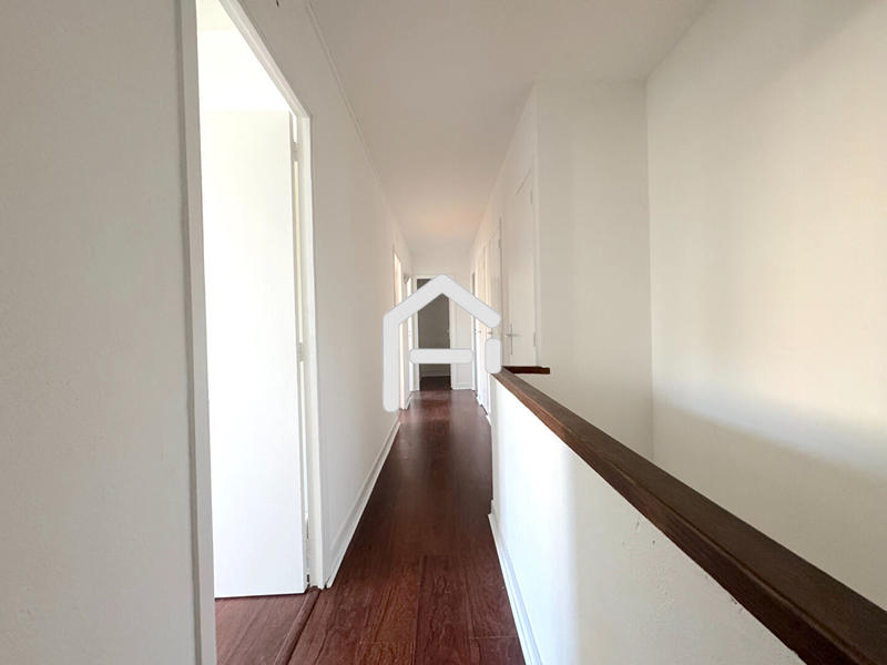 Appartement - 84 m² - 4 pièces