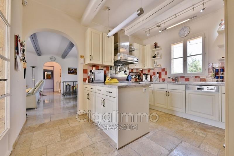 Maison en pierre - 273 m² - 10 pièces