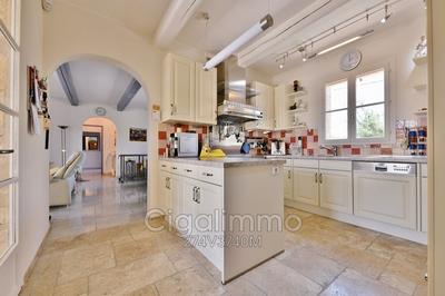 Maison en pierre - 273 m² - 10 pièces