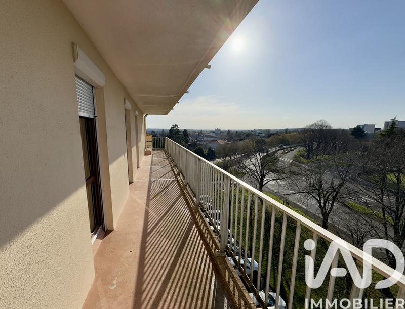 Appartement - 82 m² - 4 pièces