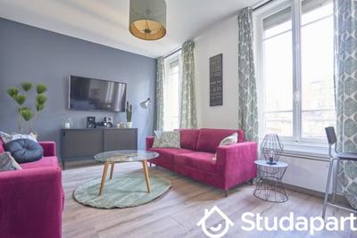 Chambre - 11 m² - 1 pièce