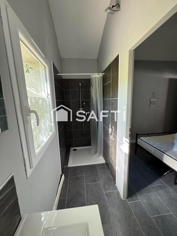 Maison - 138 m² - 8 pièces