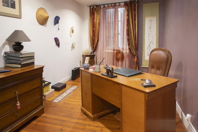 Maison - 195 m² - 8 pièces