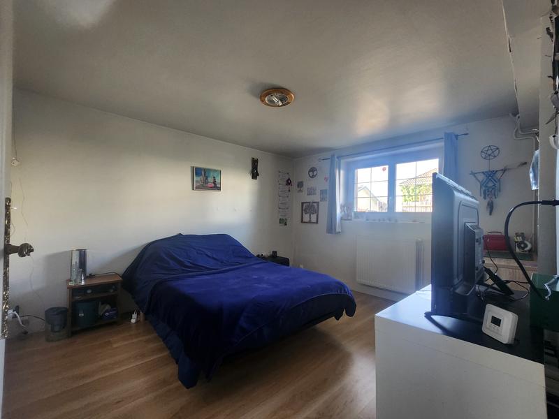 Maison - 143 m² - 7 pièces