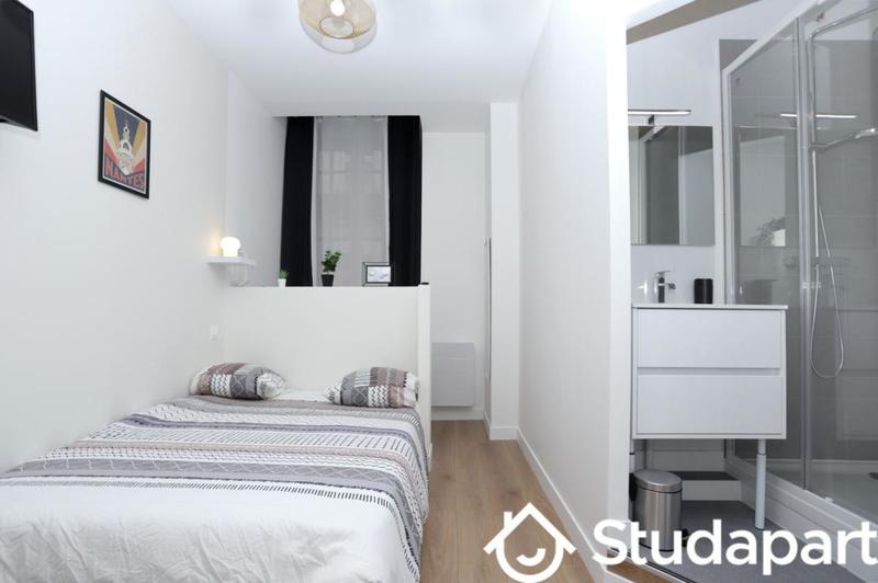 Chambre - 10 m² - 1 pièce