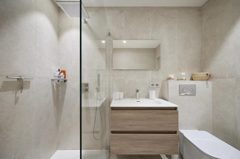 Maison - 540 m² - 12 pièces