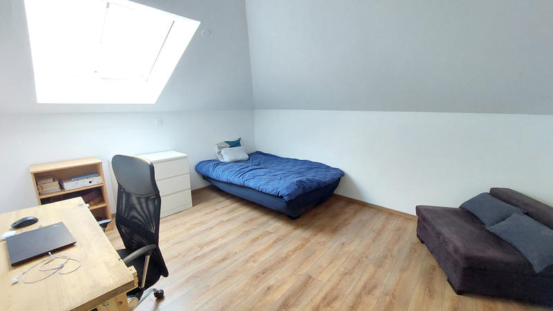 Appartement - 93 m² - 5 pièces