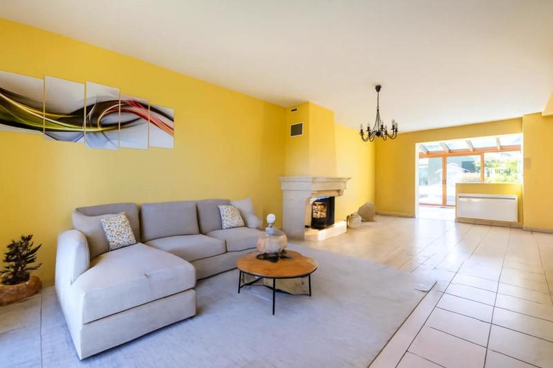 Maison - 195 m² - 6 pièces