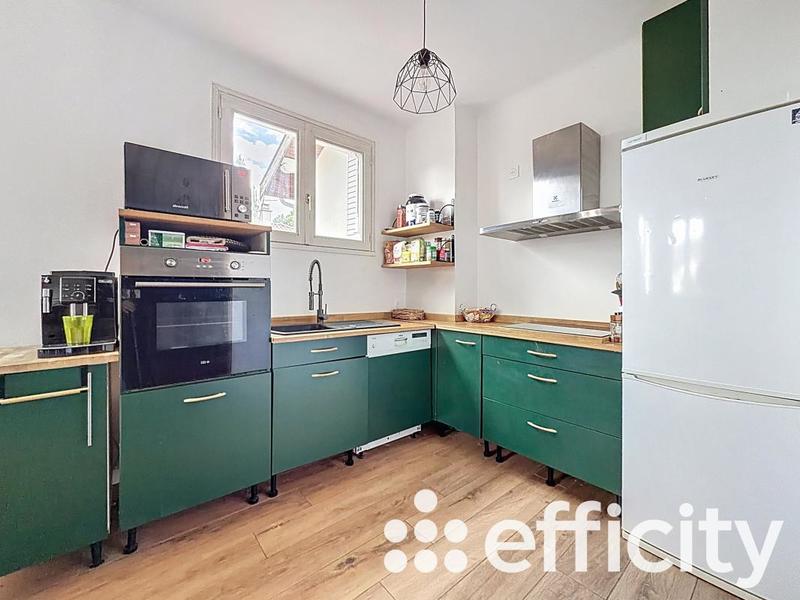 Maison - 100 m² - 2 pièces