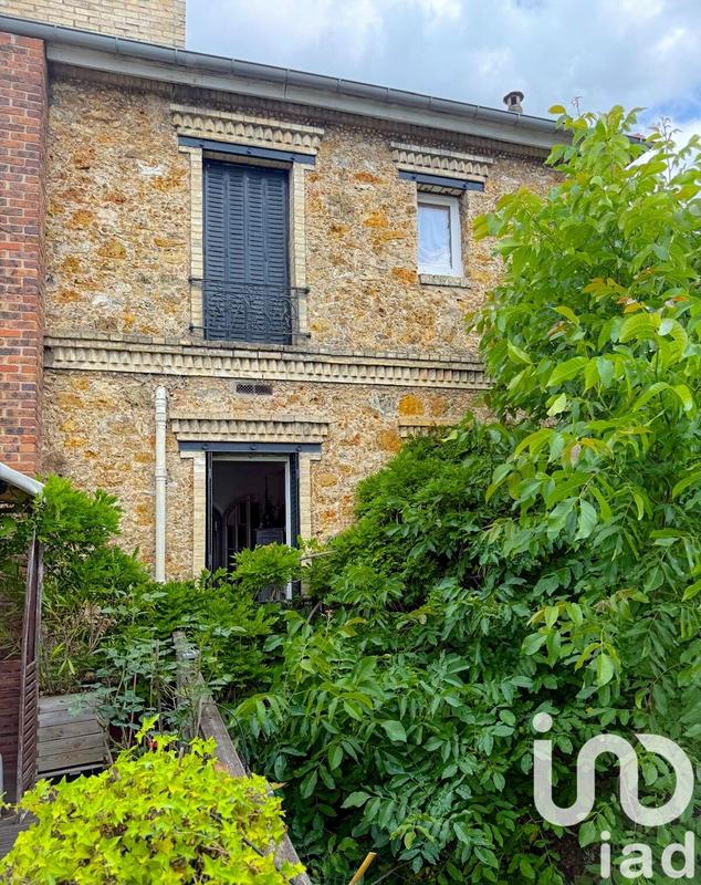 Maison - 294 m² - 8 pièces