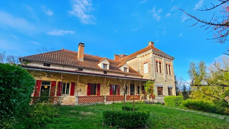 Maison de maîtres - 470 m² - 17 pièces