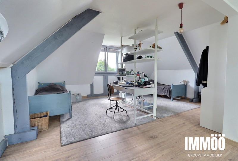 Maison - 168 m² - 6 pièces