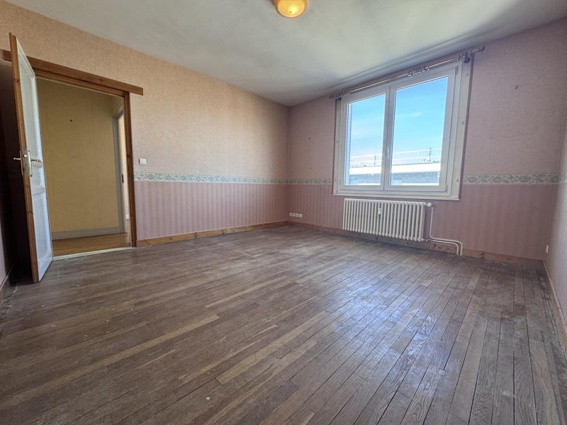 Appartement - 94 m² - 5 pièces