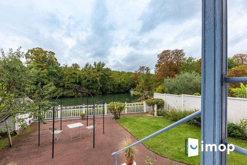 Maison - 160 m² - 5 pièces