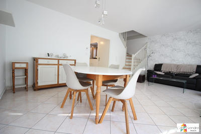Maison - 84 m² - 5 pièces
